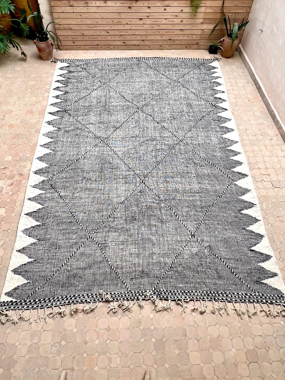 Moroccan Flatweave Rug 400x270cm