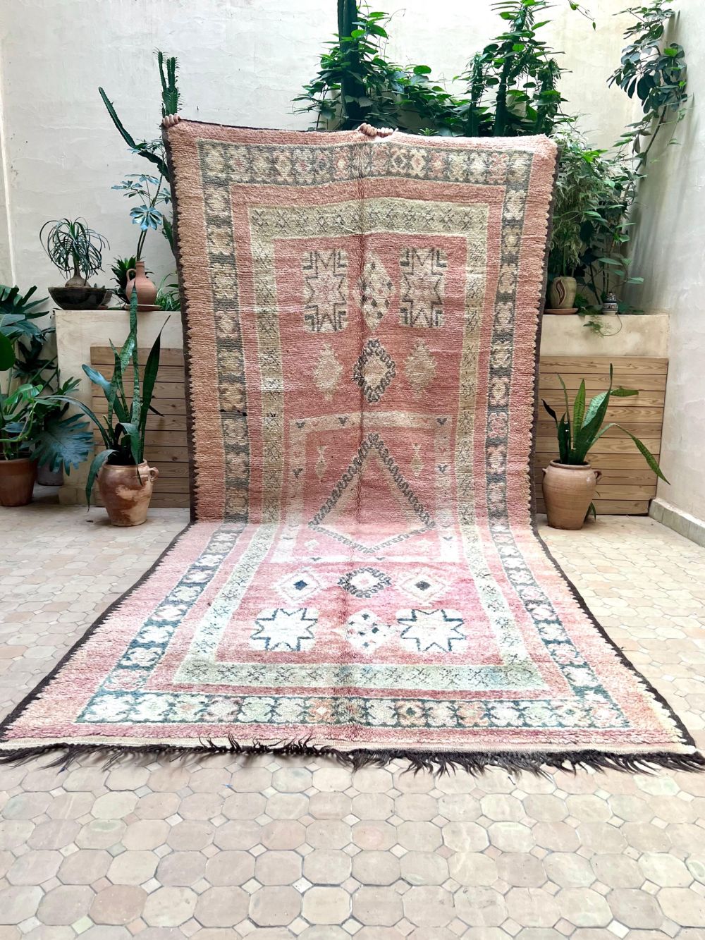 Moroccan Vintage Boujaad Rug 410x185cm