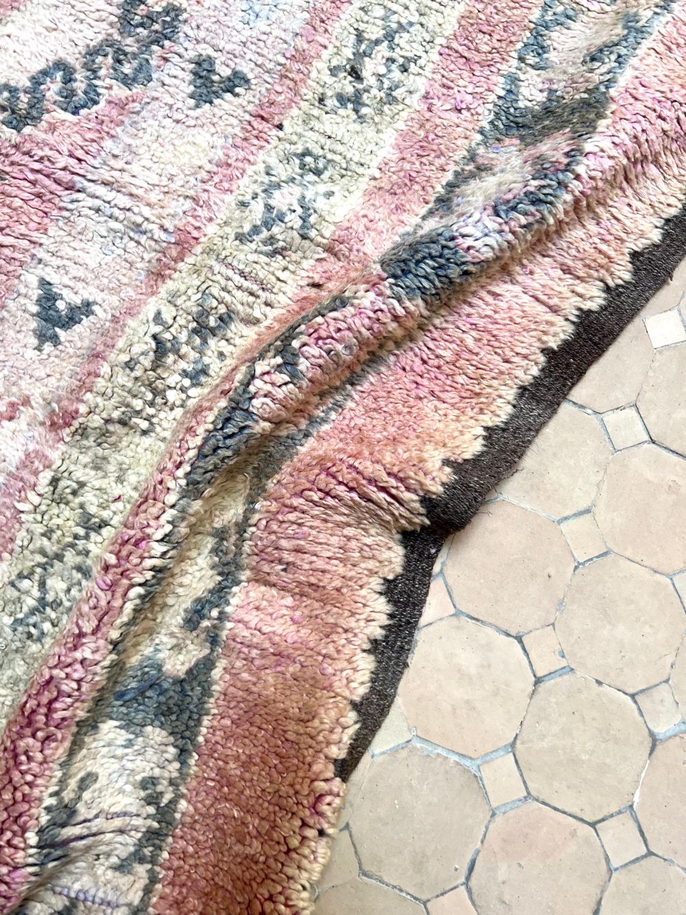 Moroccan Vintage Boujaad Rug 410x185cm