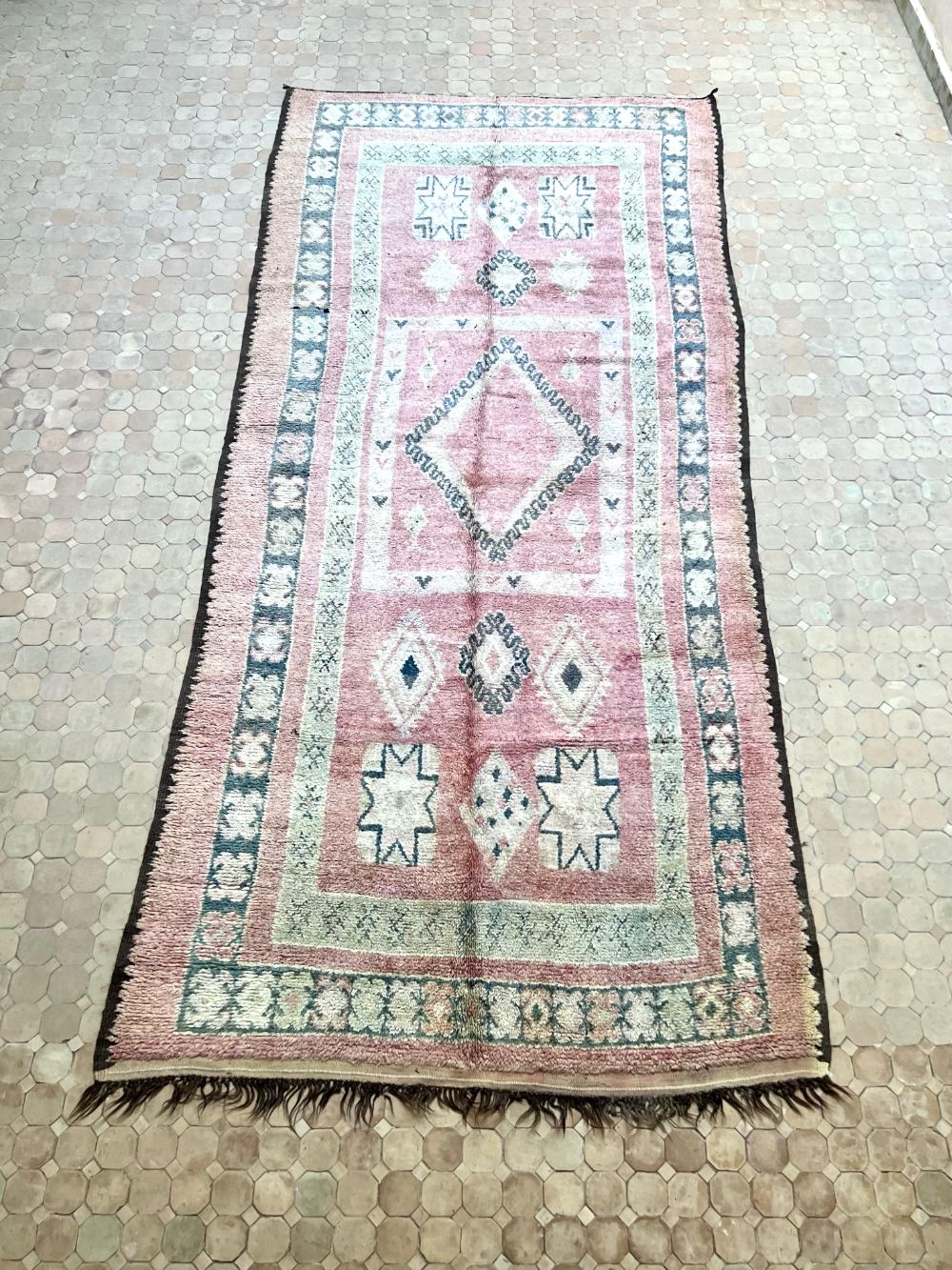 Moroccan Vintage Boujaad Rug 410x185cm