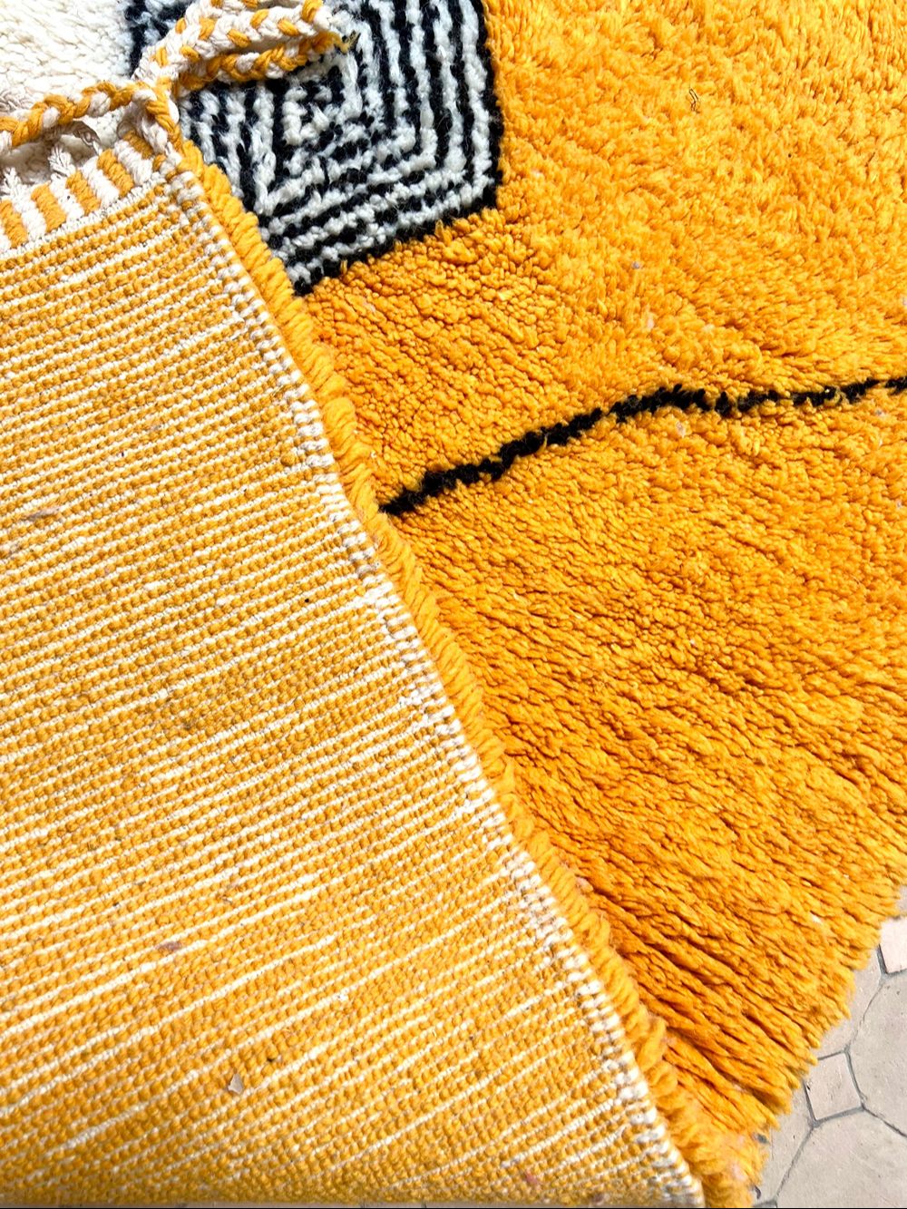 Moroccan Hanzo Rug 160x105cm