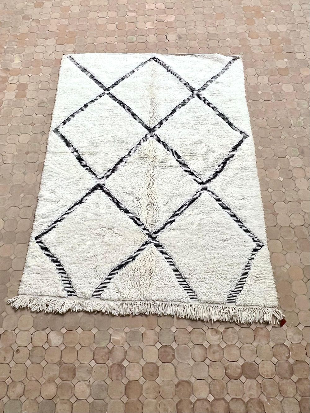 Moroccan Diamond Rug 230x165cm