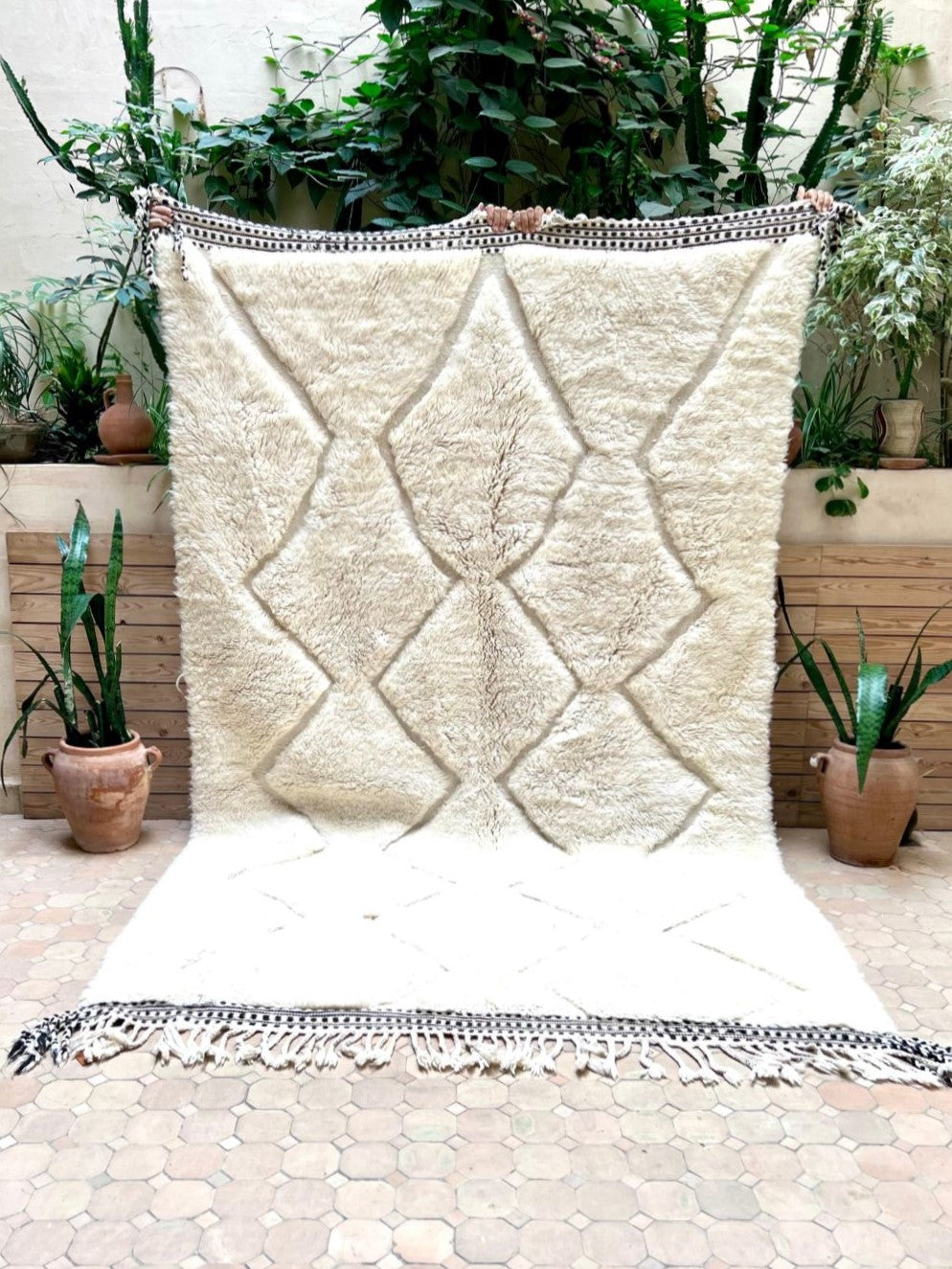 Moroccan Black & White Rug 280x170cm