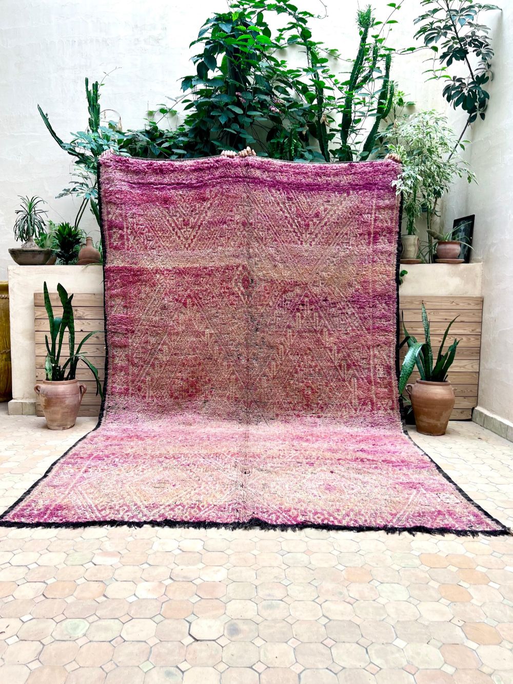 Moroccan Vintage Zayane Rug 325x205cm