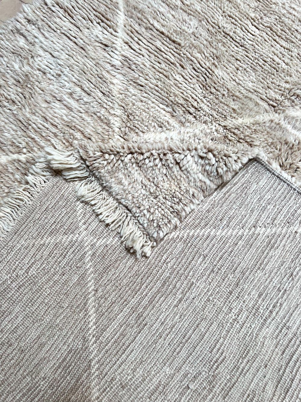 Moroccan Grey Bear Rug 300×200cm