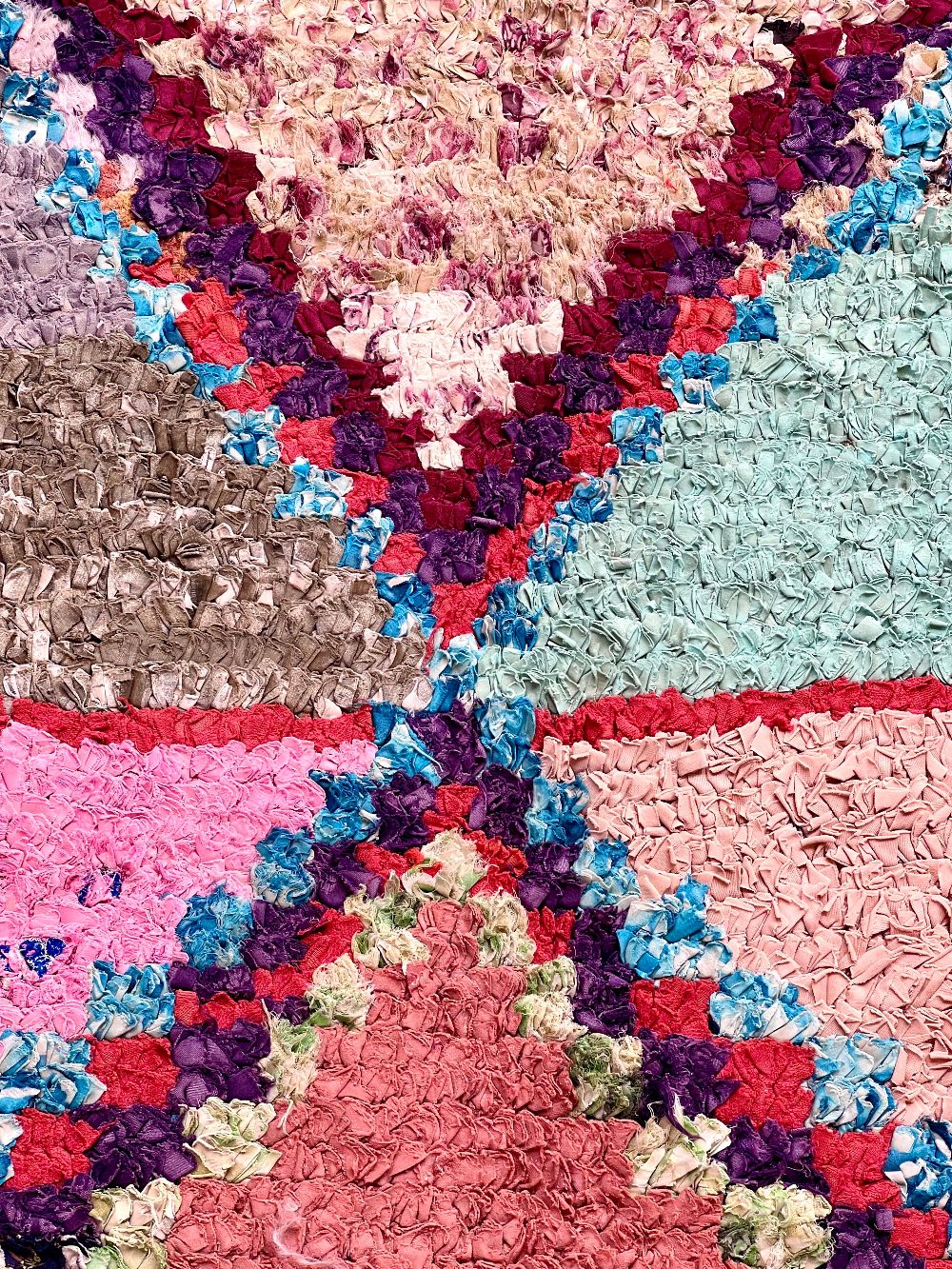 Moroccan Vintage Boucherouite Rug 170x110cm