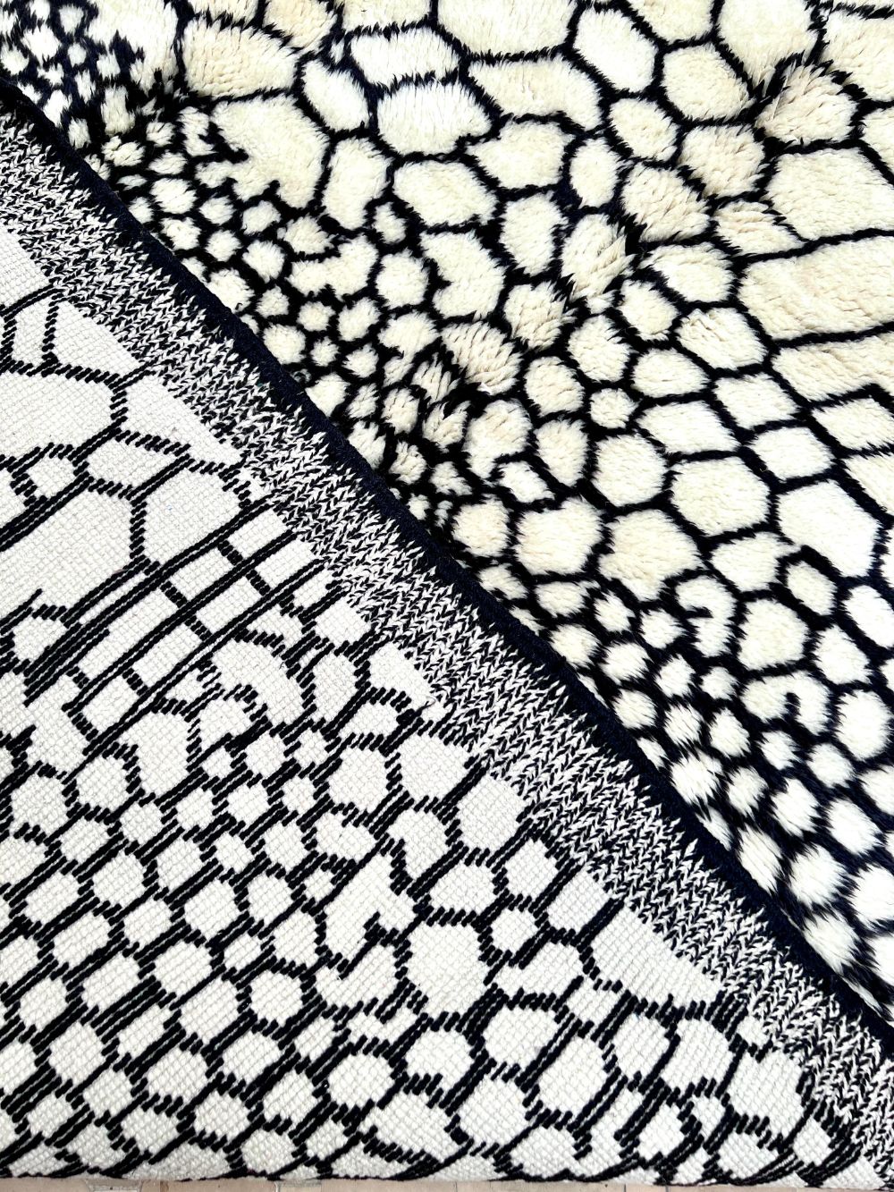 Marokkolainen Mrirt matto 305x250cm