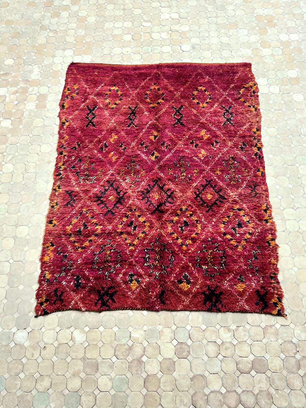 Marokkolainen vintage Boujaad matto 235x175cm