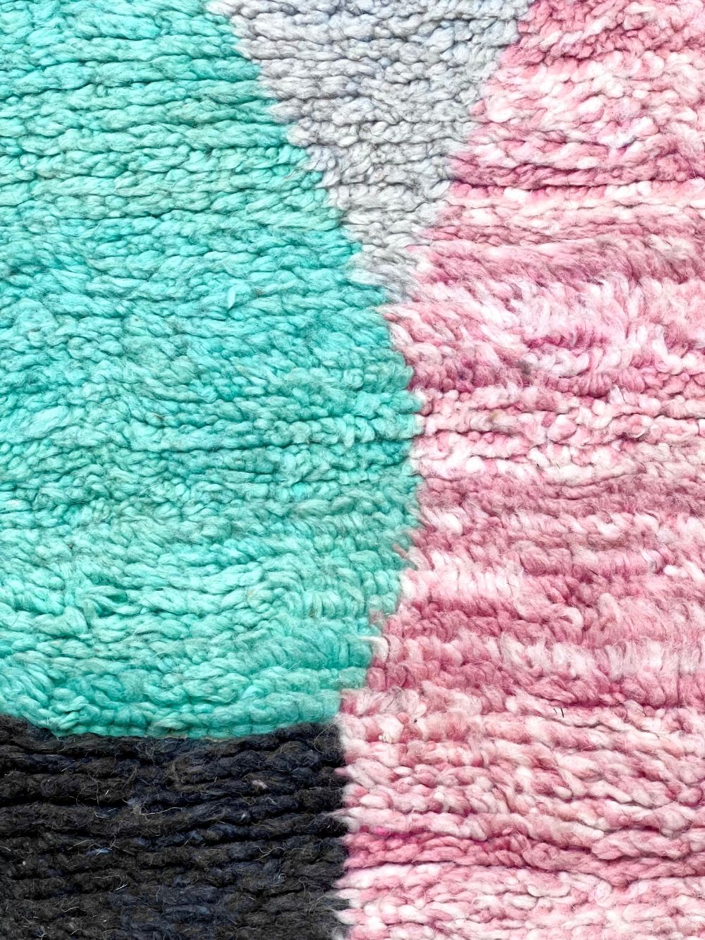 Moroccan Boujaad Rug 255x165cm