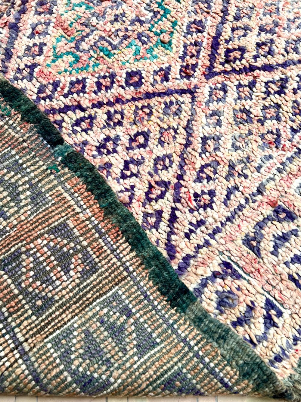 Moroccan Vintage Zayane Rug 280x185cm
