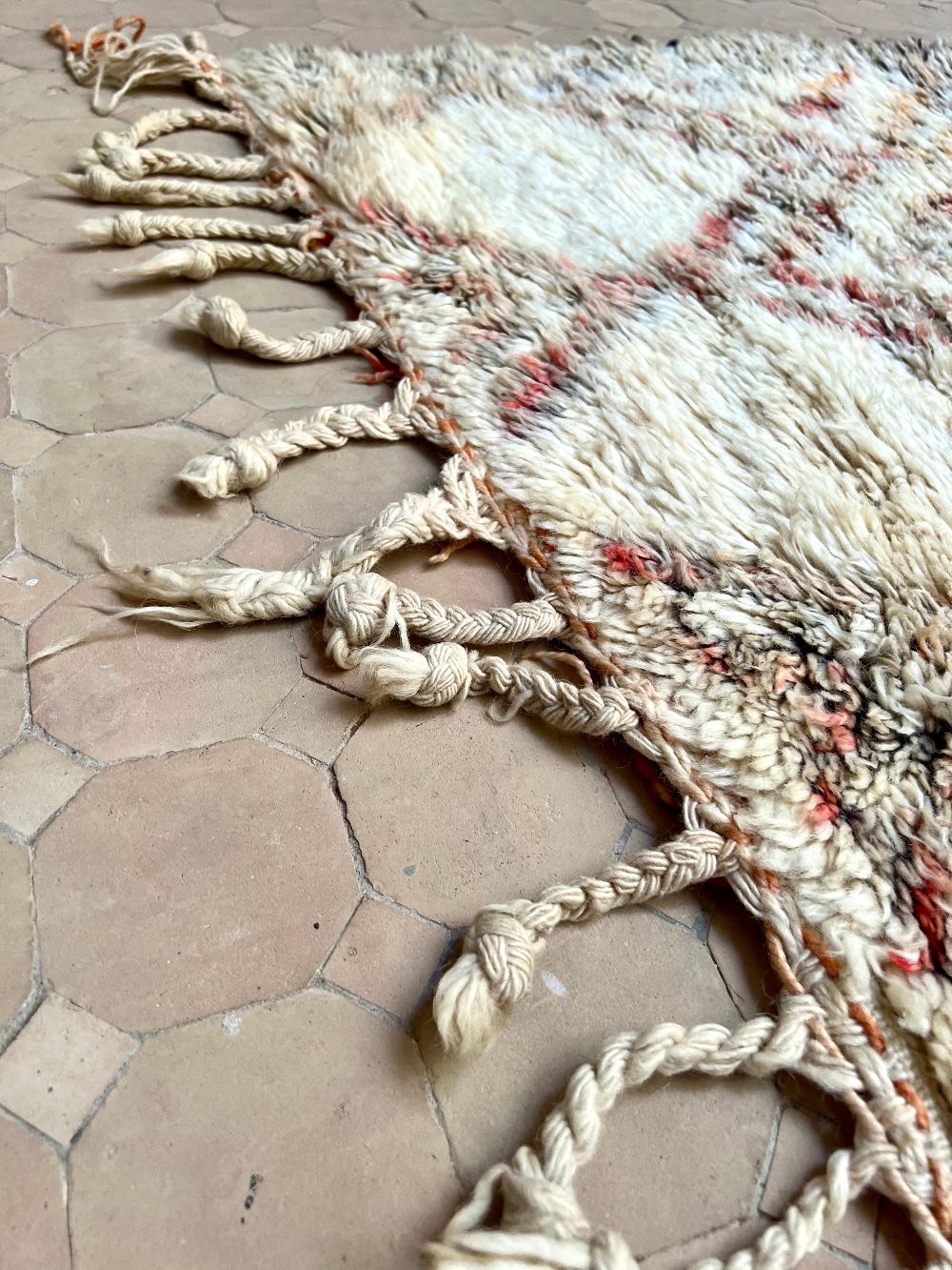 Moroccan Vintage Marmoucha Rug 335x205cm