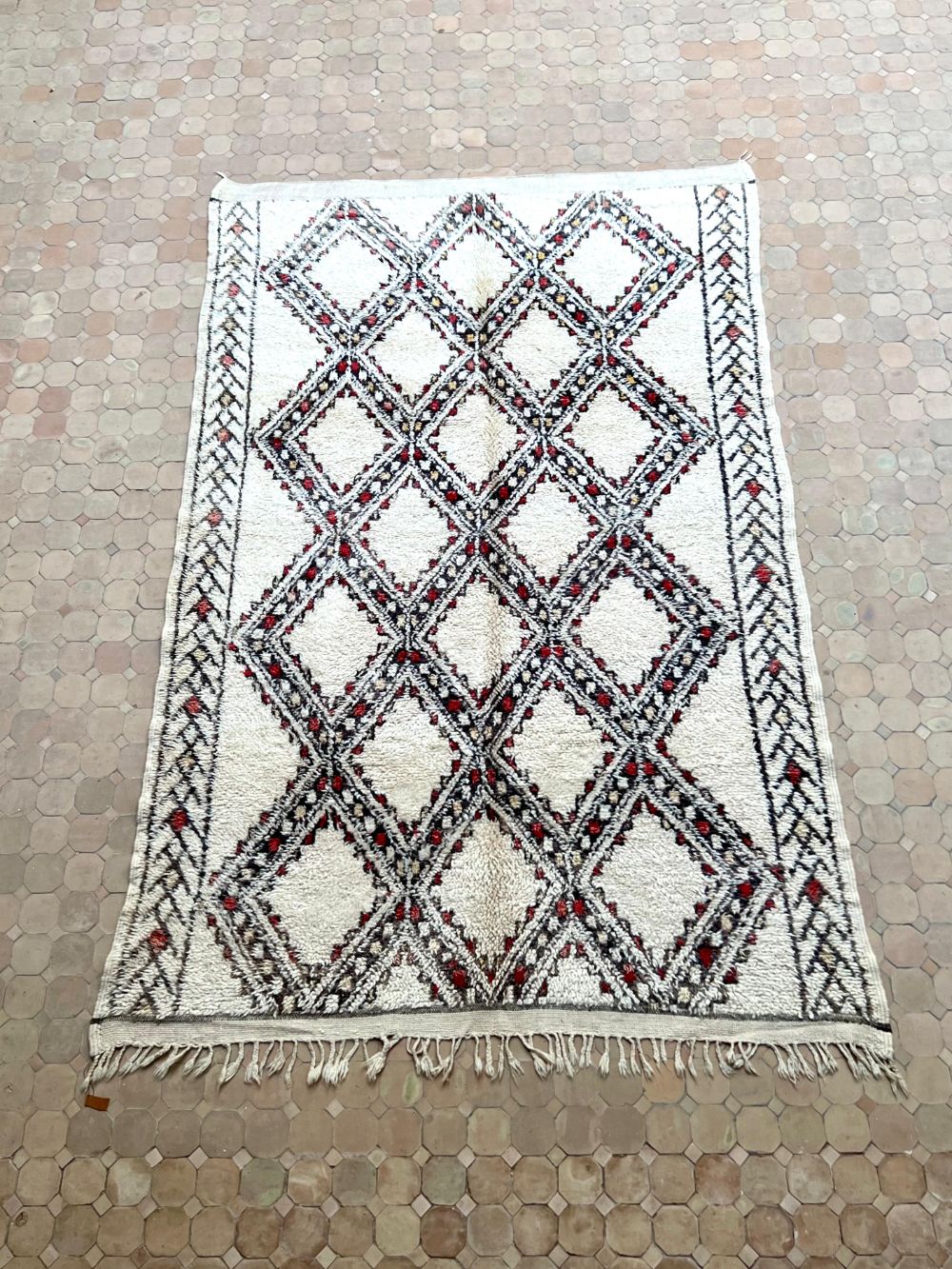 Moroccan Vintage Marmoucha Rug 275x170cm