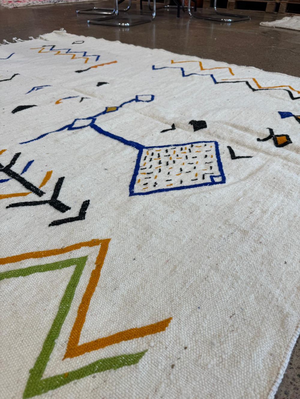 Marokkolainen nukaton matto 220x170cm