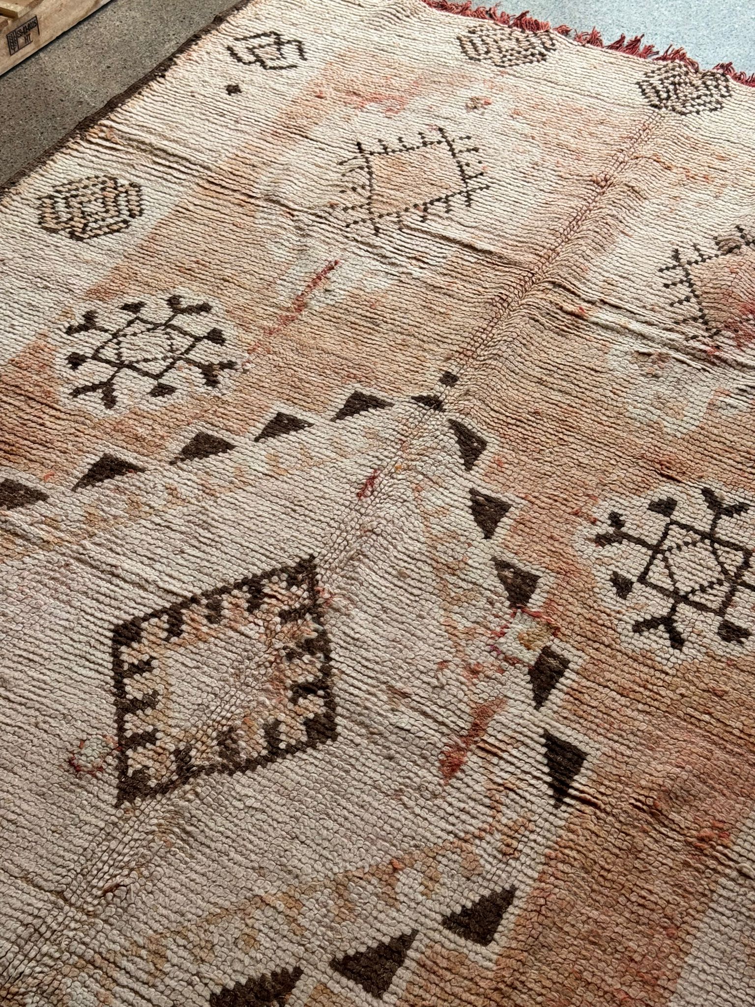 Moroccan Vintage Boujaad Rug 310x175cm