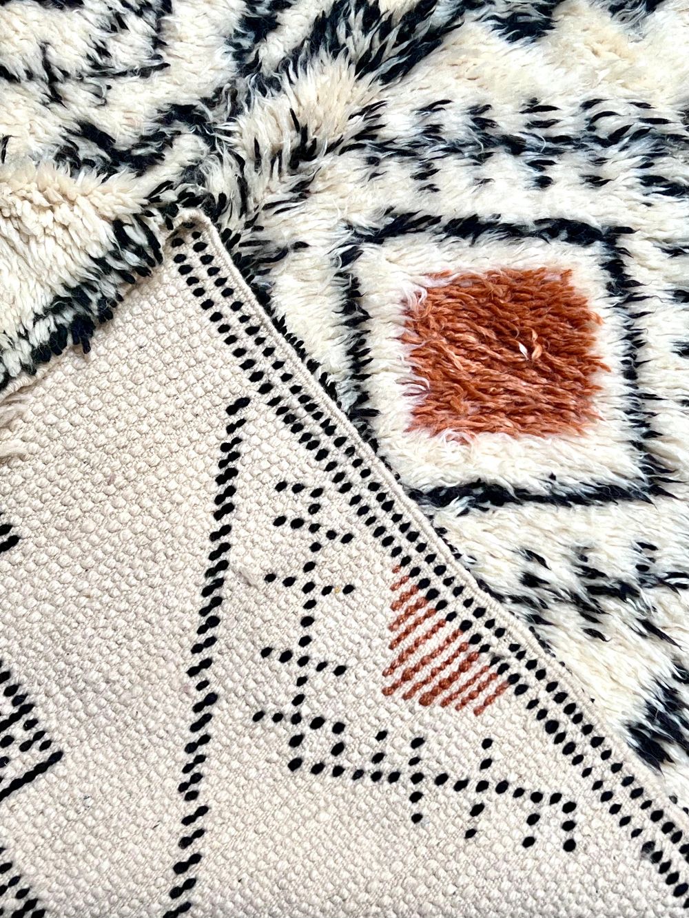 Moroccan Marmoucha Rug 245x150cm