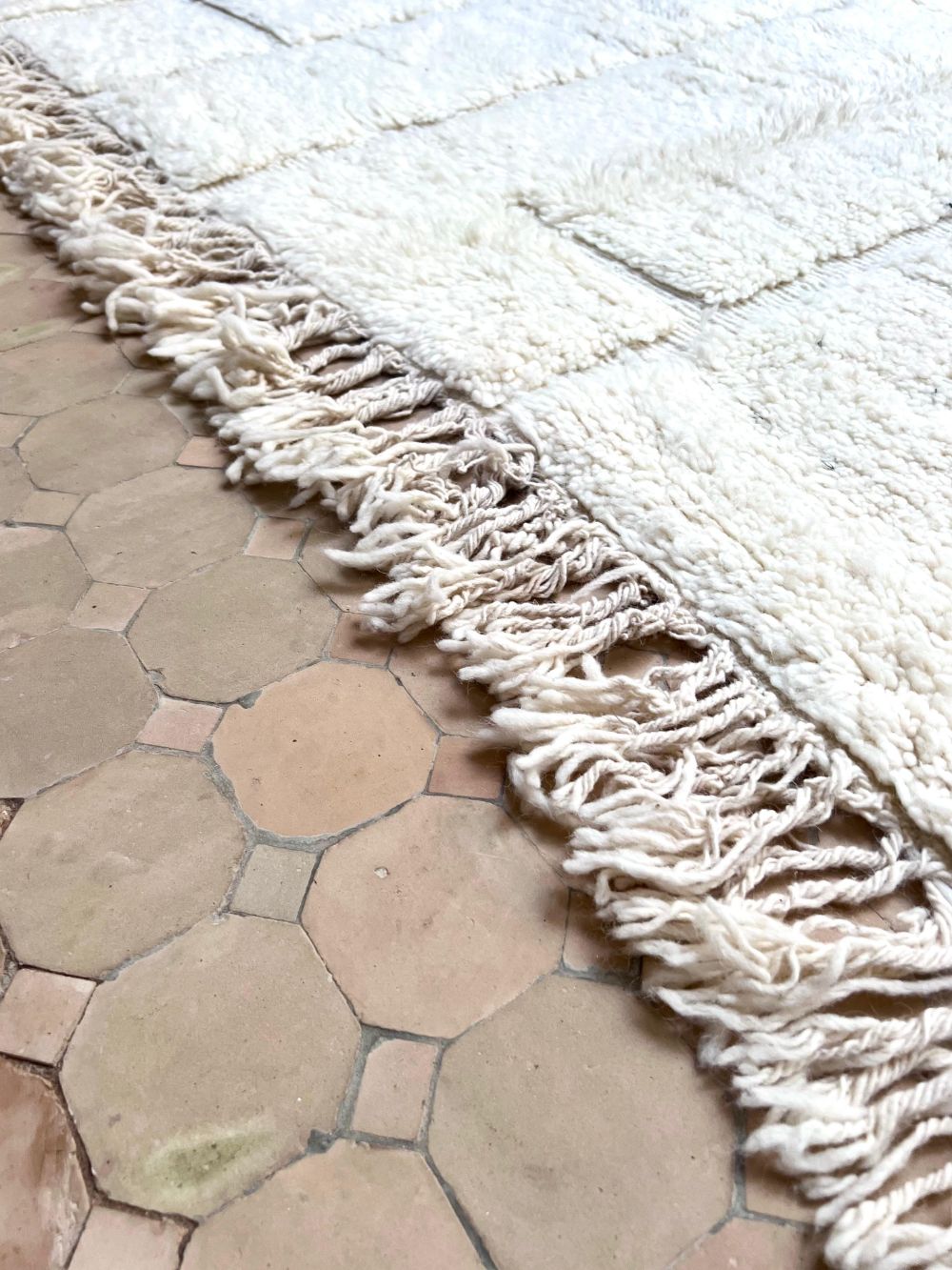 Moroccan All White Rug 285x210cm