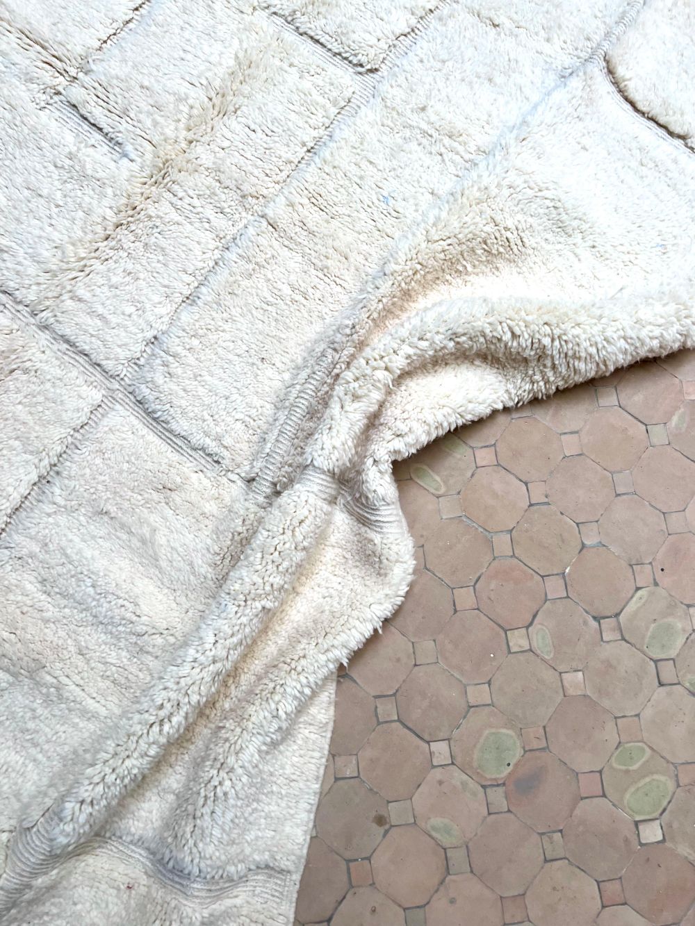 Moroccan All White Rug 285x210cm