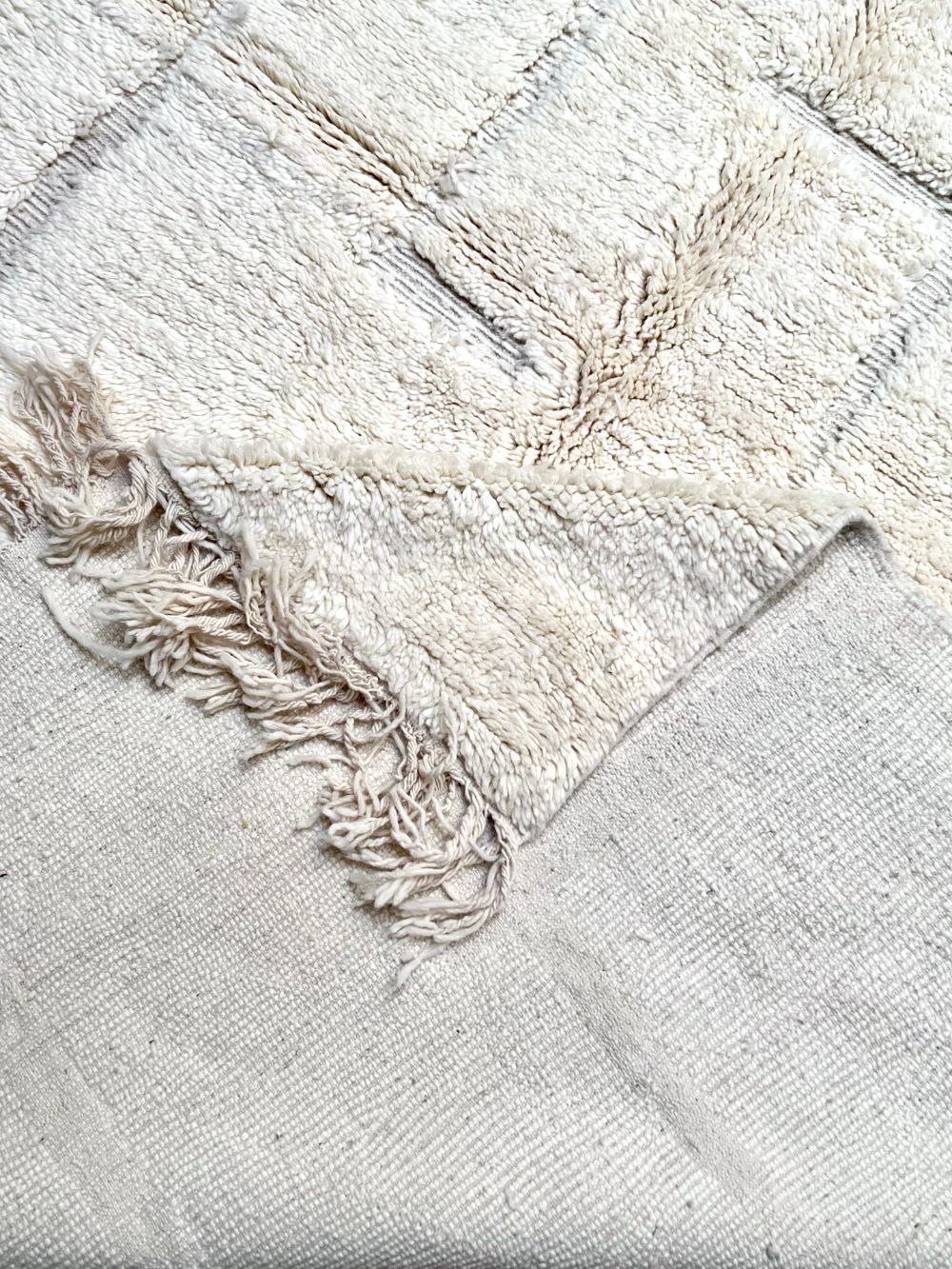 Moroccan All White Rug 285x210cm