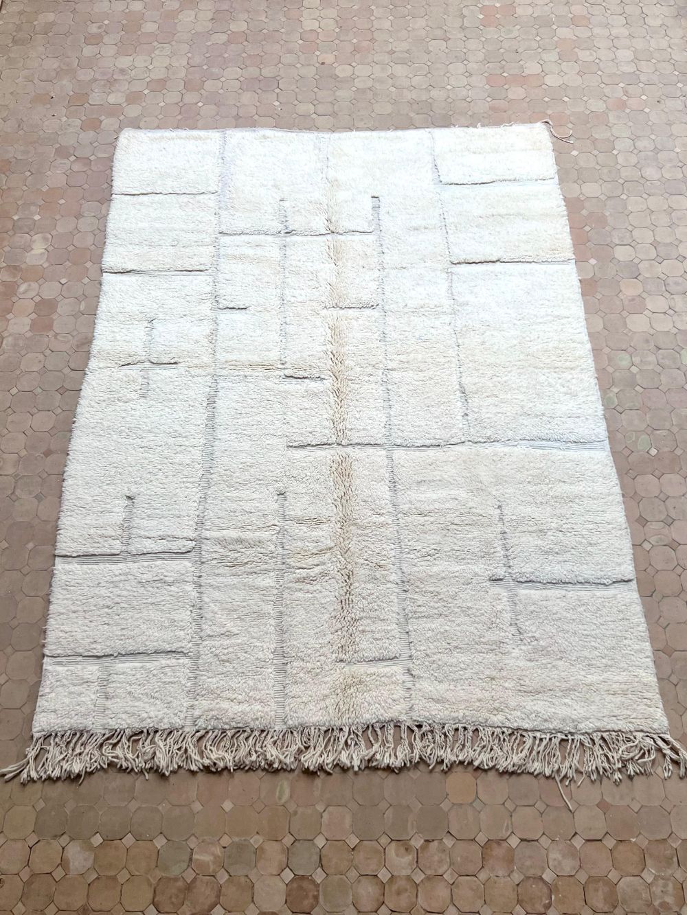 Moroccan All White Rug 285x210cm