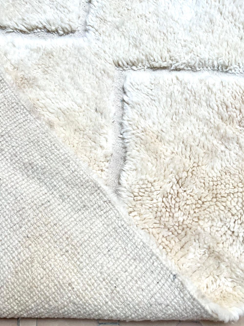 Moroccan Black & White Rug 275x185cm