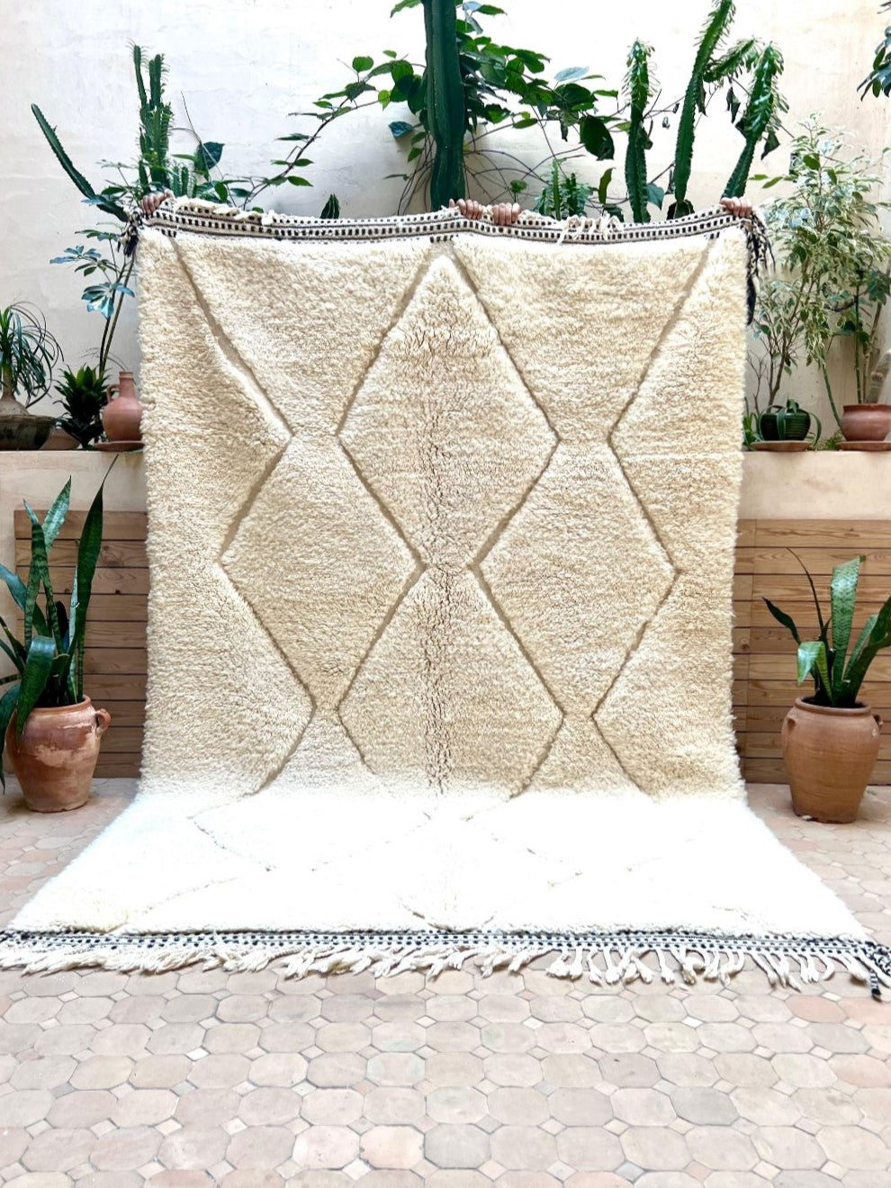 Moroccan Black & White Rug 275x185cm