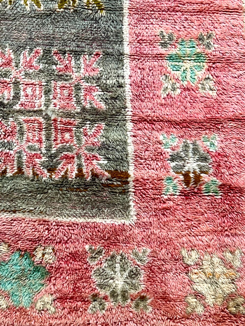 Marokkolainen vintage Boujaad matto 260x145cm