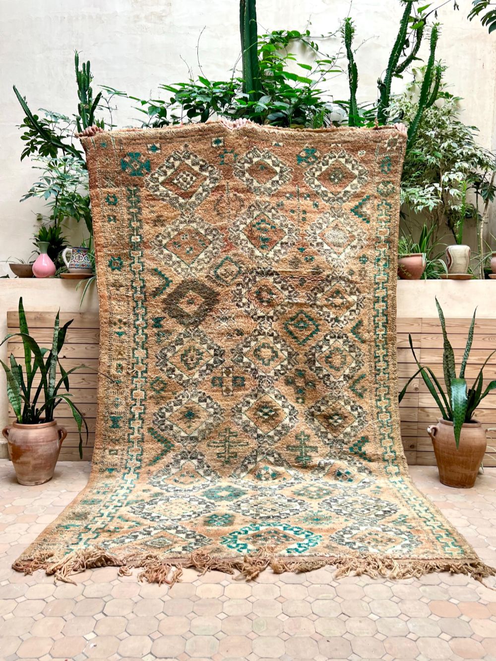 Moroccan Vintage Boujaad Rug 285x175cm