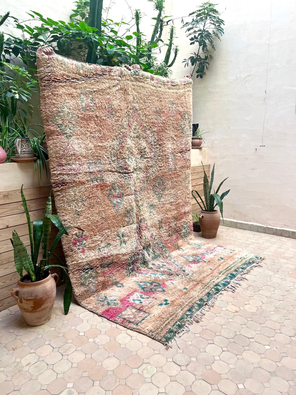 Moroccan Vintage Boujaad Rug 270x185cm