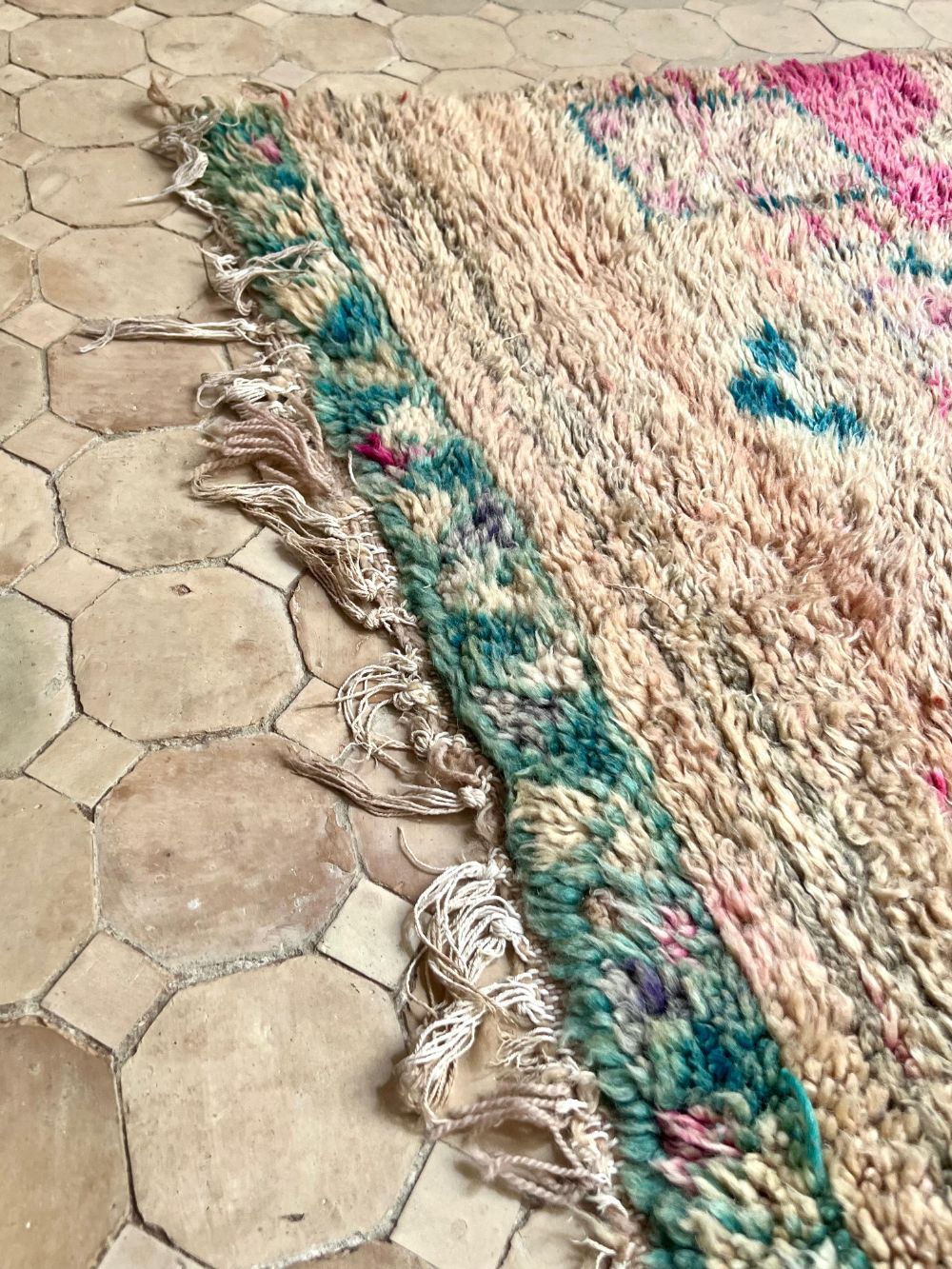 Moroccan Vintage Boujaad Rug 270x185cm