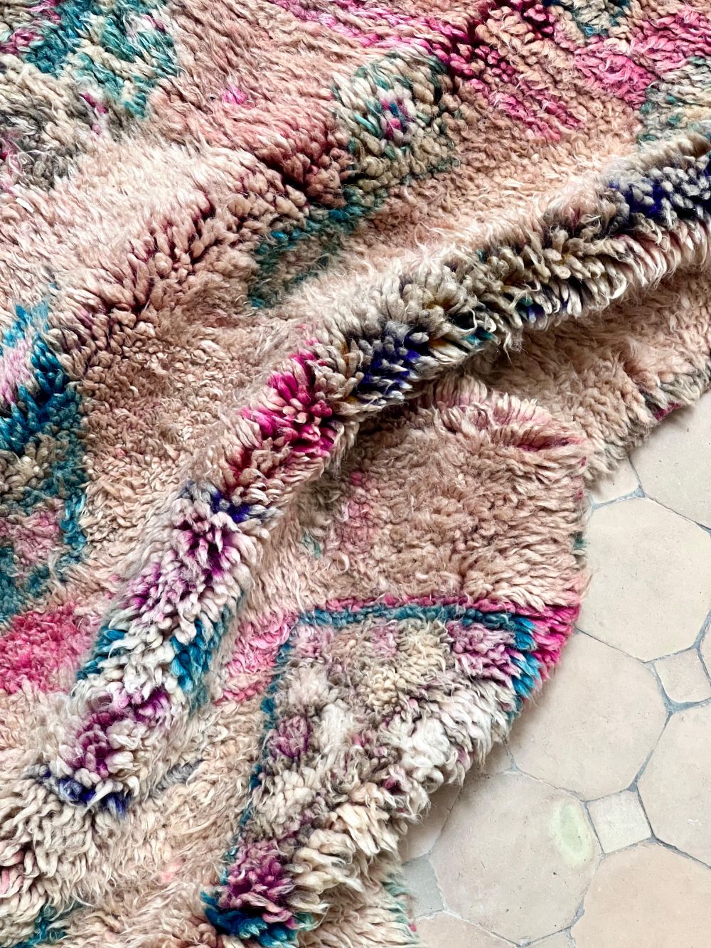 Moroccan Vintage Boujaad Rug 270x185cm