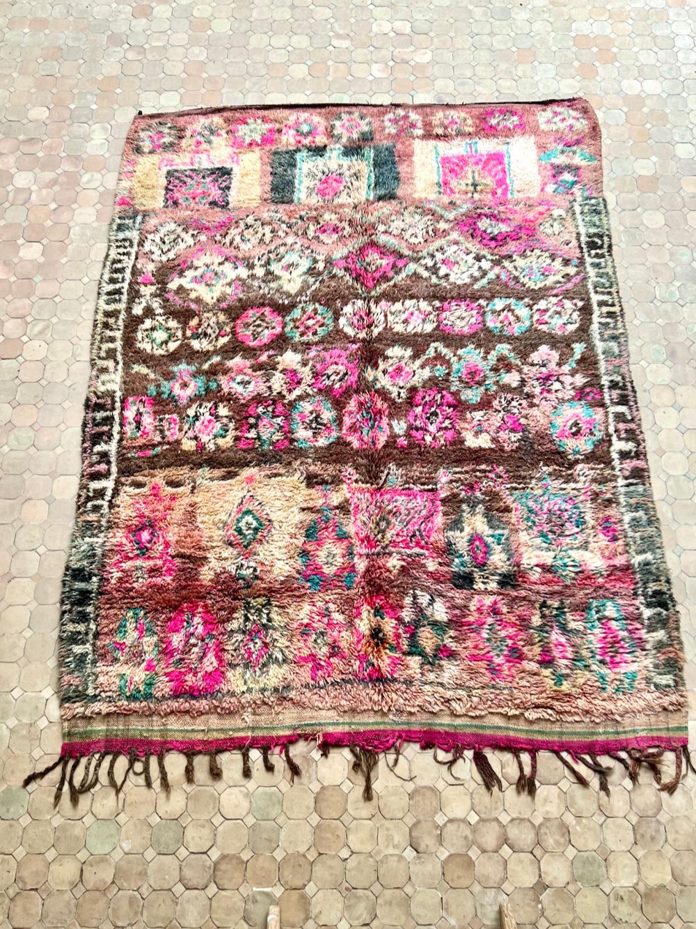 Moroccan Vintage Boujaad Rug 280x210cm