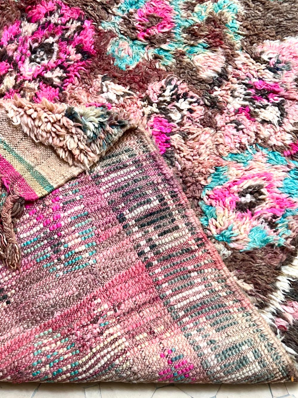 Moroccan Vintage Boujaad Rug 280x210cm