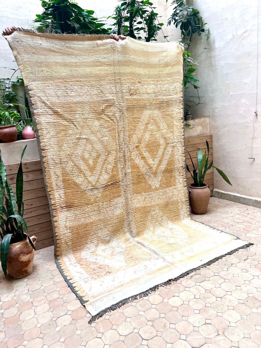 Moroccan Vintage Boujaad Rug 275x160cm