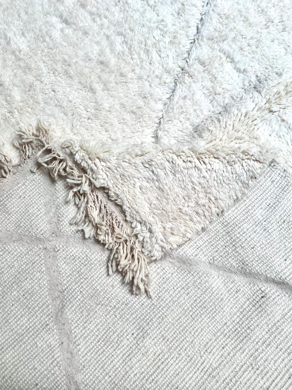 Moroccan All White Rug 280x225cm