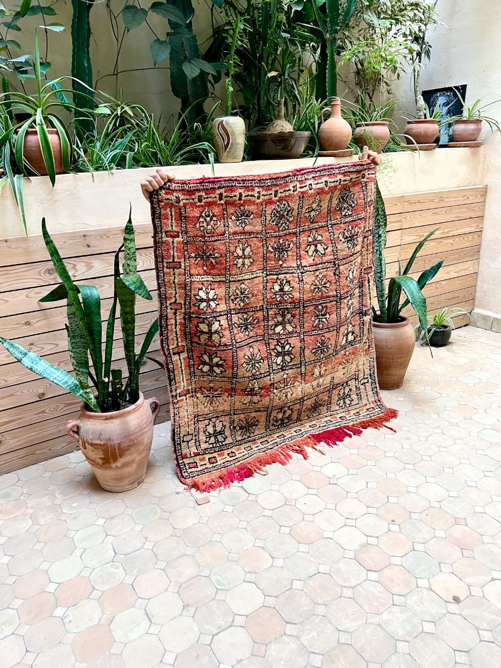 Moroccan Vintage Boujaad Rug 120x105cm