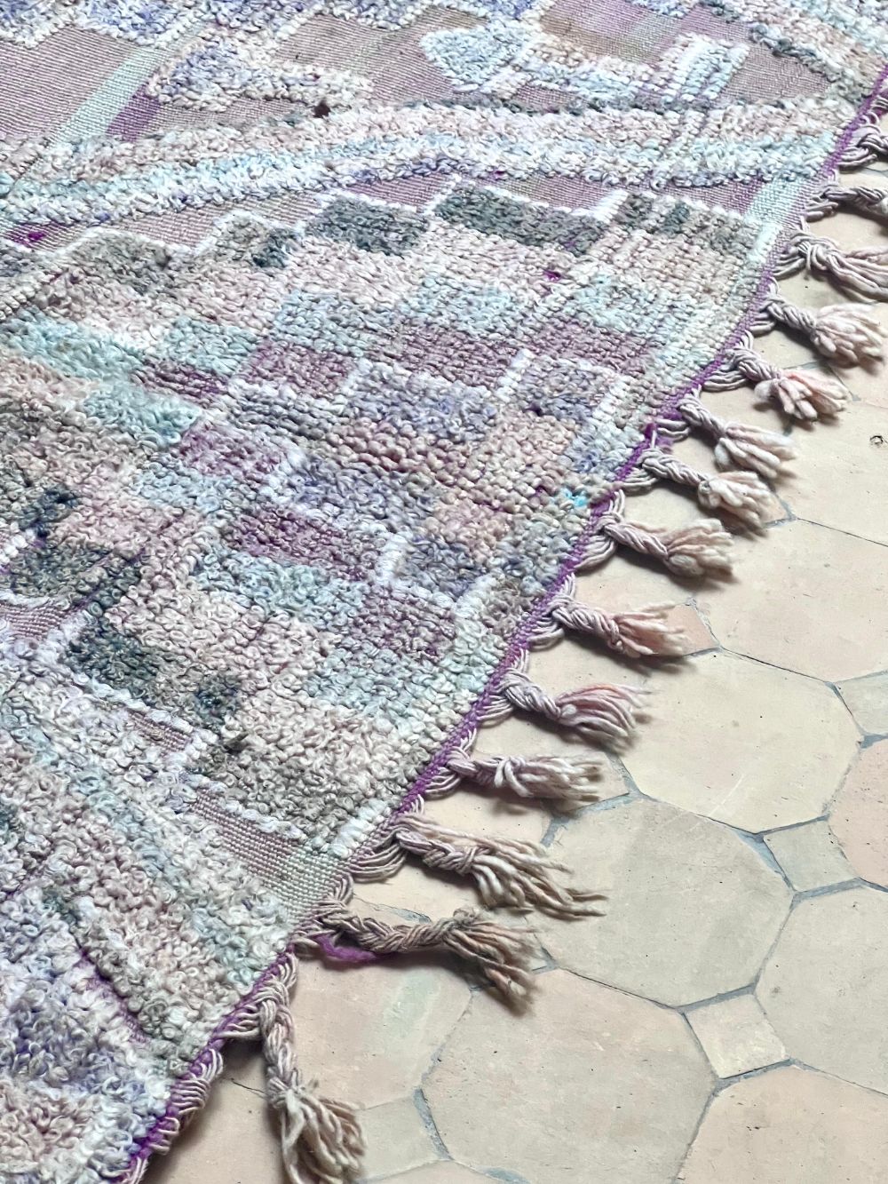 Moroccan Vintage Boujaad Rug 160x180cm