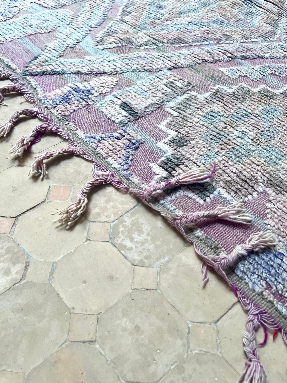 Moroccan Vintage Boujaad Rug 160x180cm