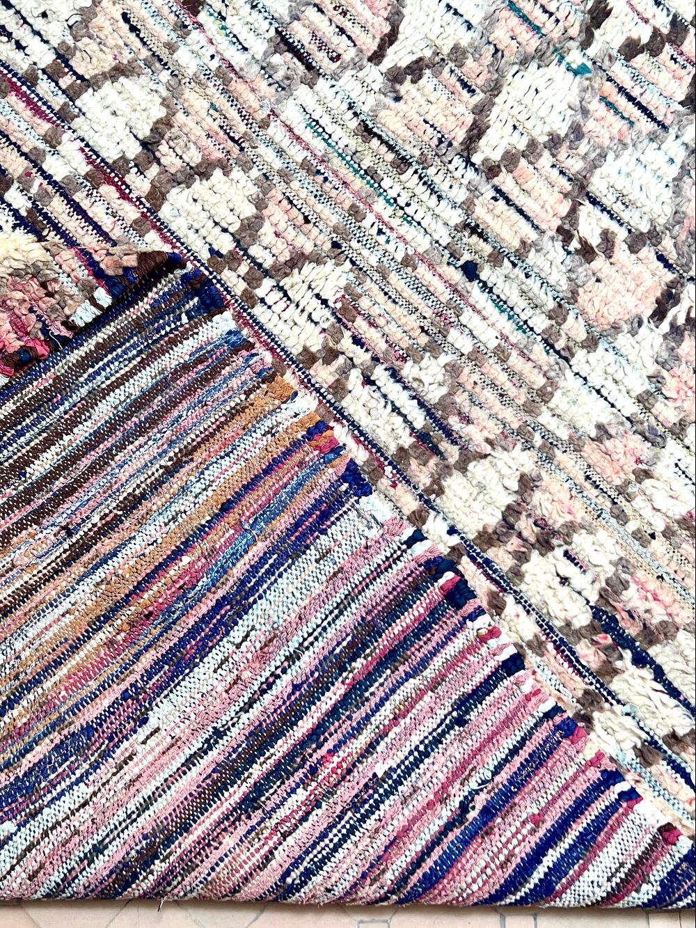 Moroccan Vintage Boujaad Rug 210x150cm