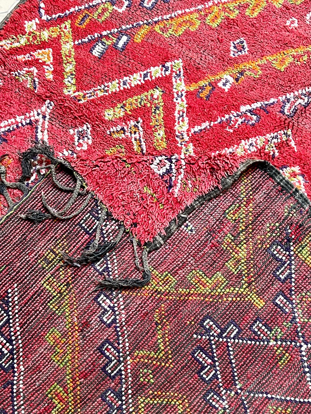 Marokkolainen vintage Boujaad matto 275x185cm