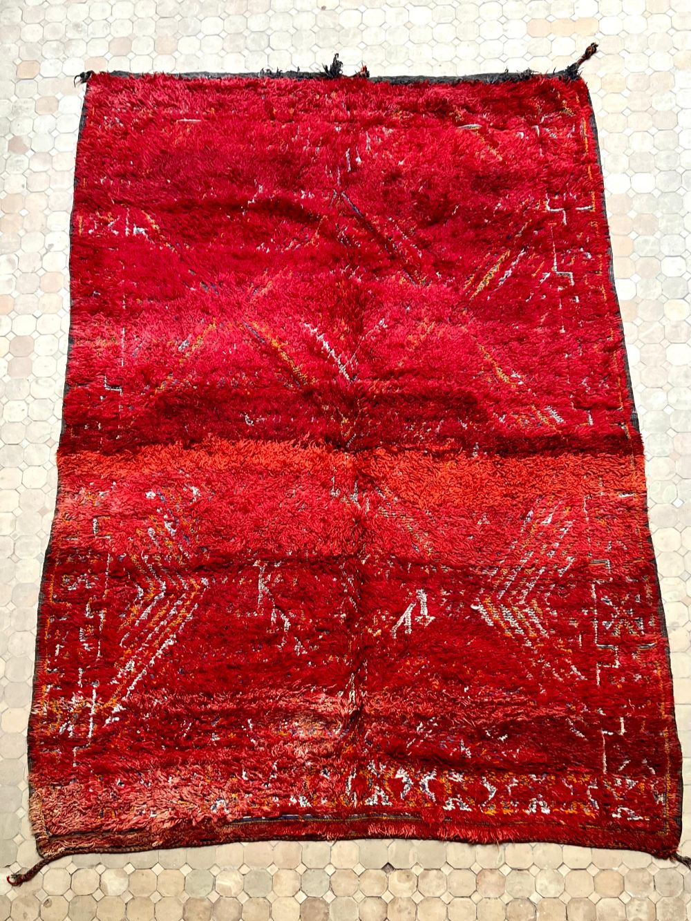 Moroccan Vintage Zayane Rug 335x215cm