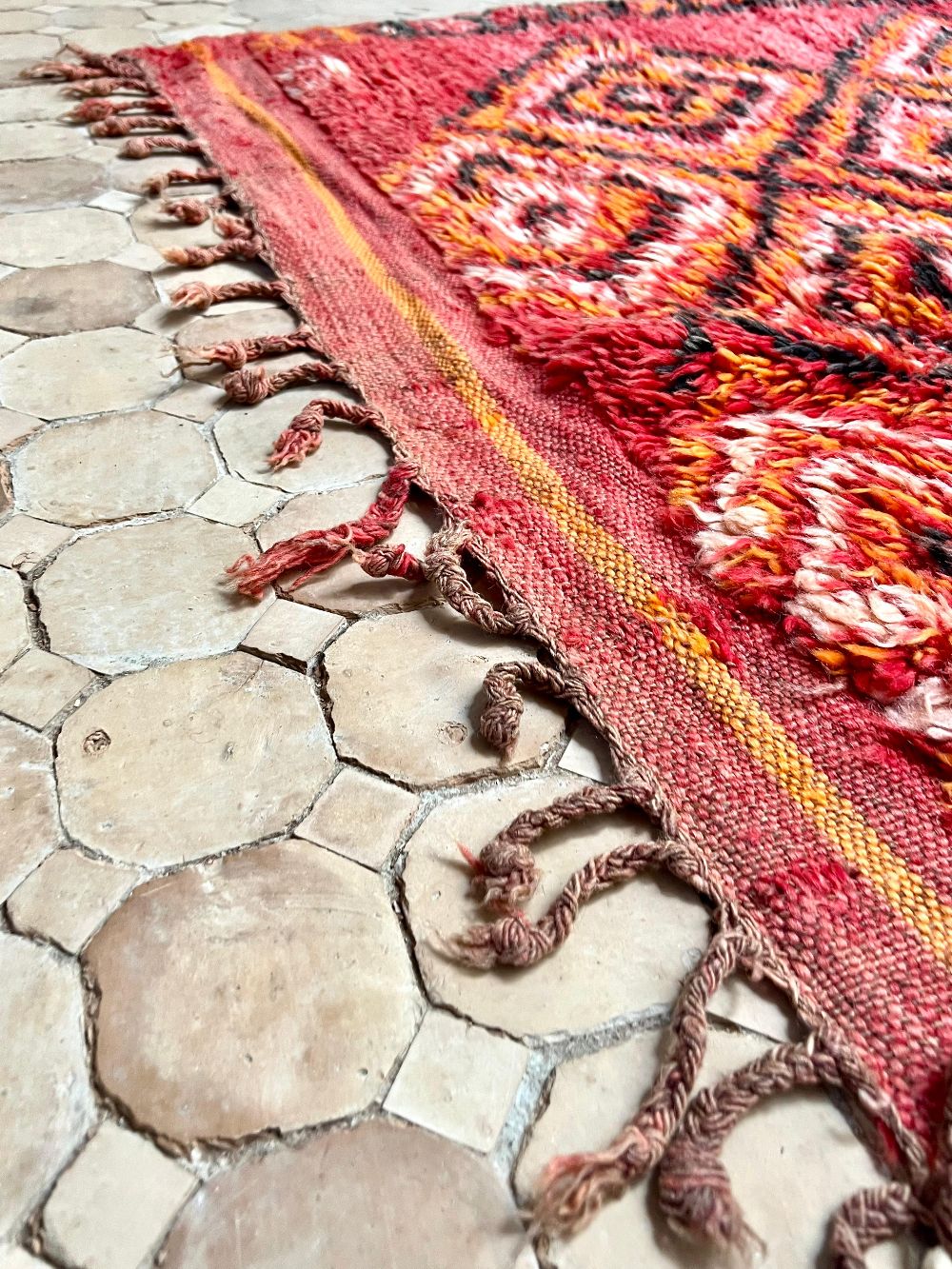 Marokkolainen vintage Boujaad matto 280x180cm