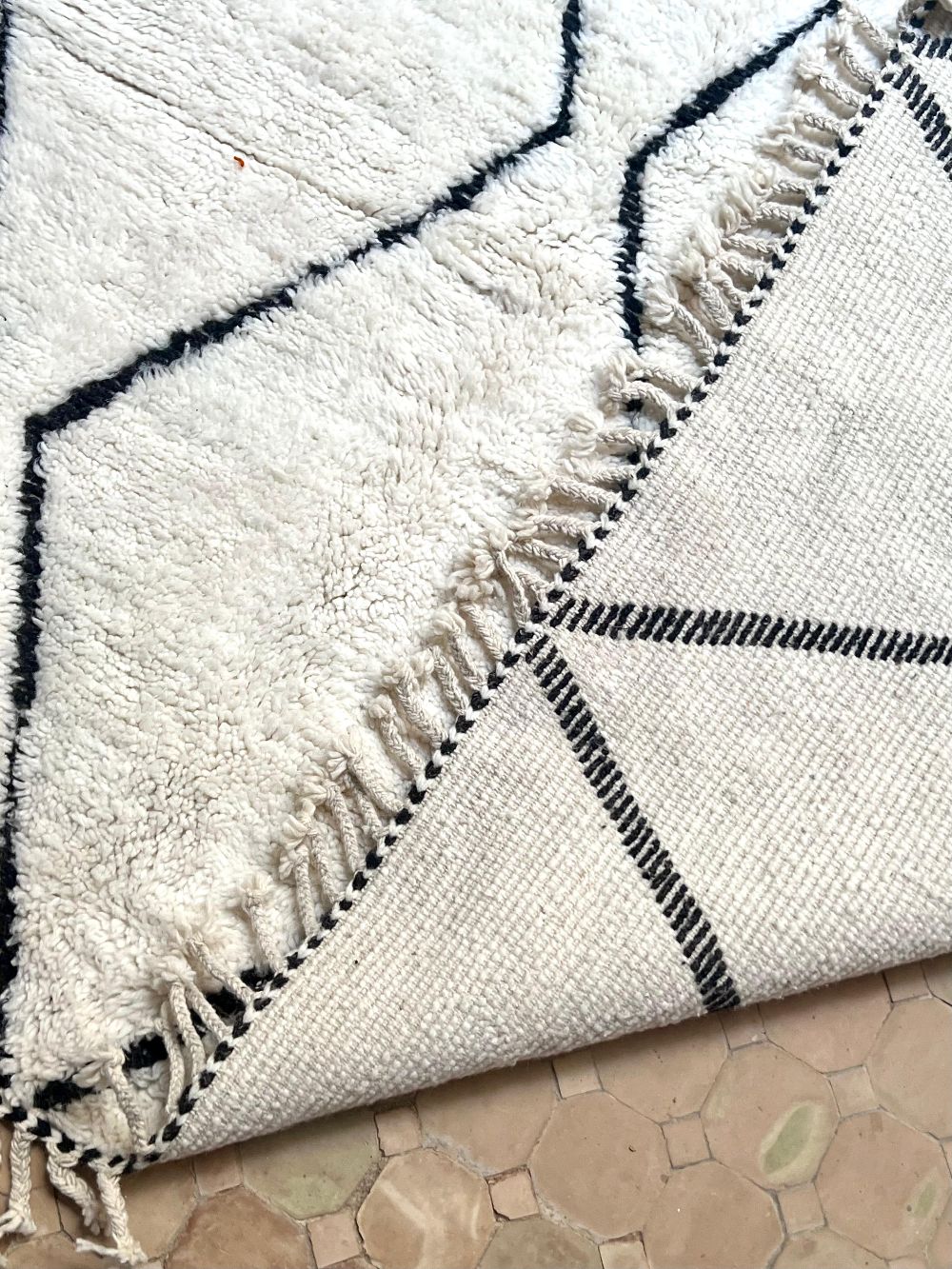 Moroccan Diamond Rug 340x250cm