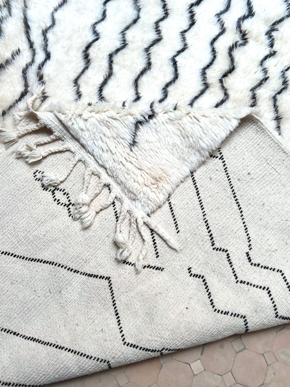 Moroccan Oued Rug 230x165cm