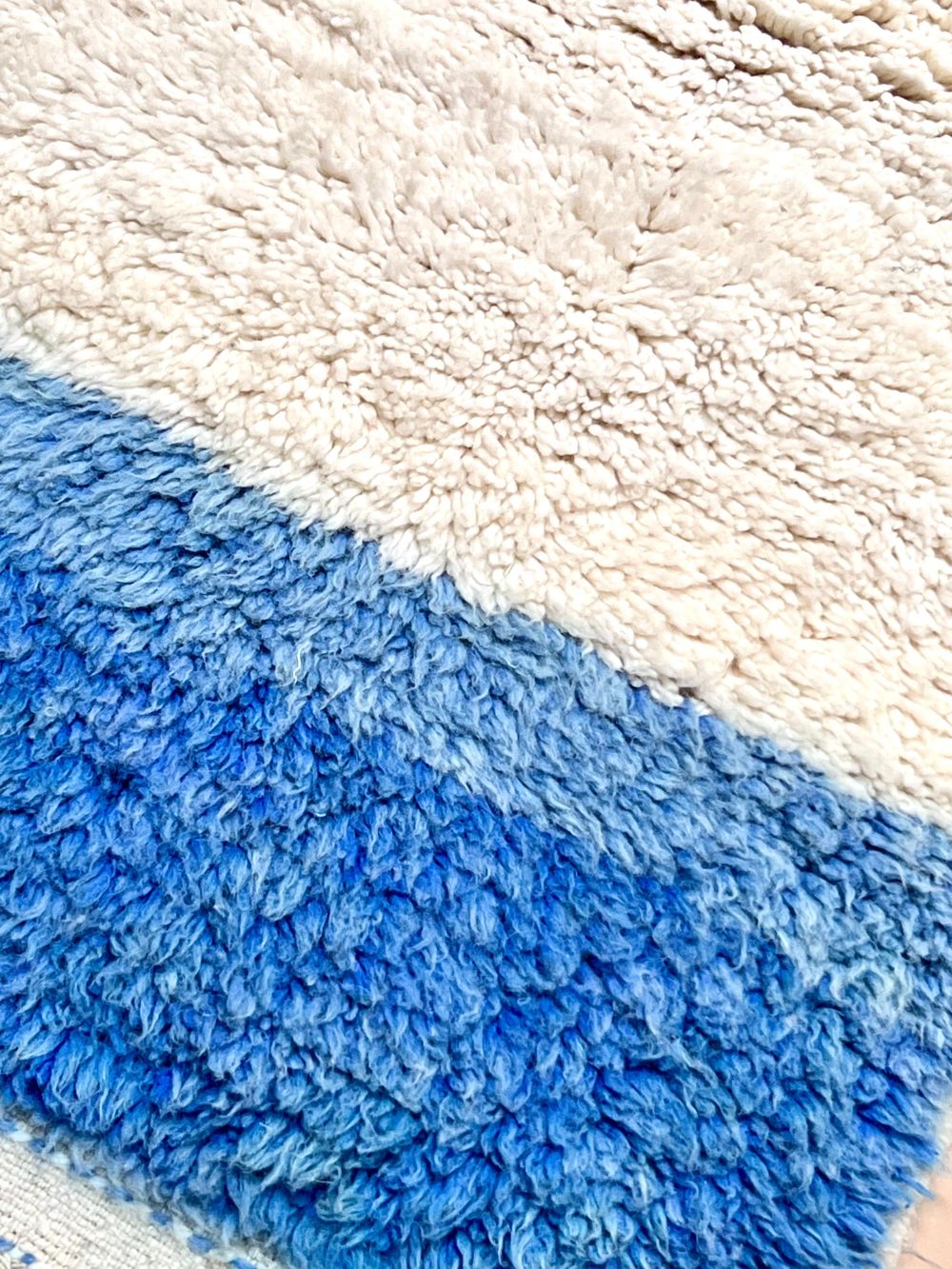 Moroccan Blue & White Rug 150x105cm