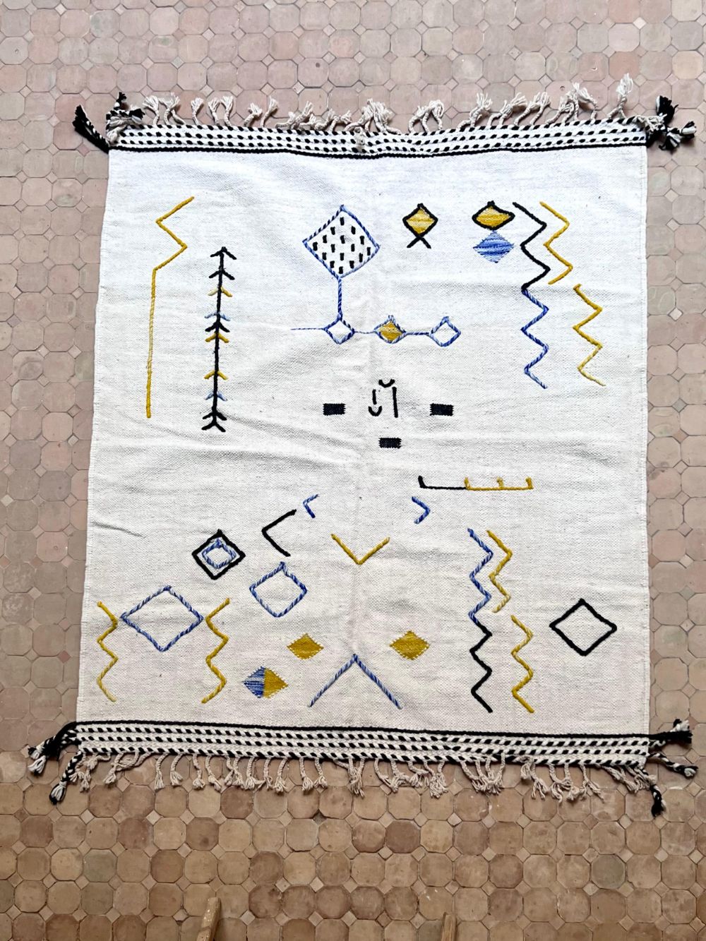 Moroccan Flatweave Rug 205x170cm