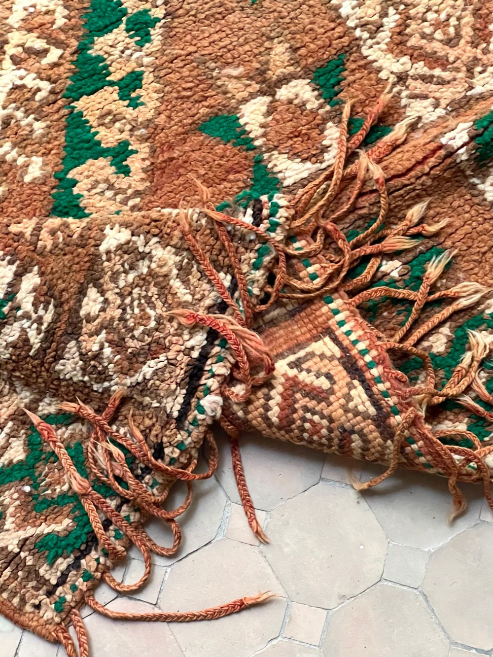 Moroccan Vintage Boujaad Rug 190x100cm