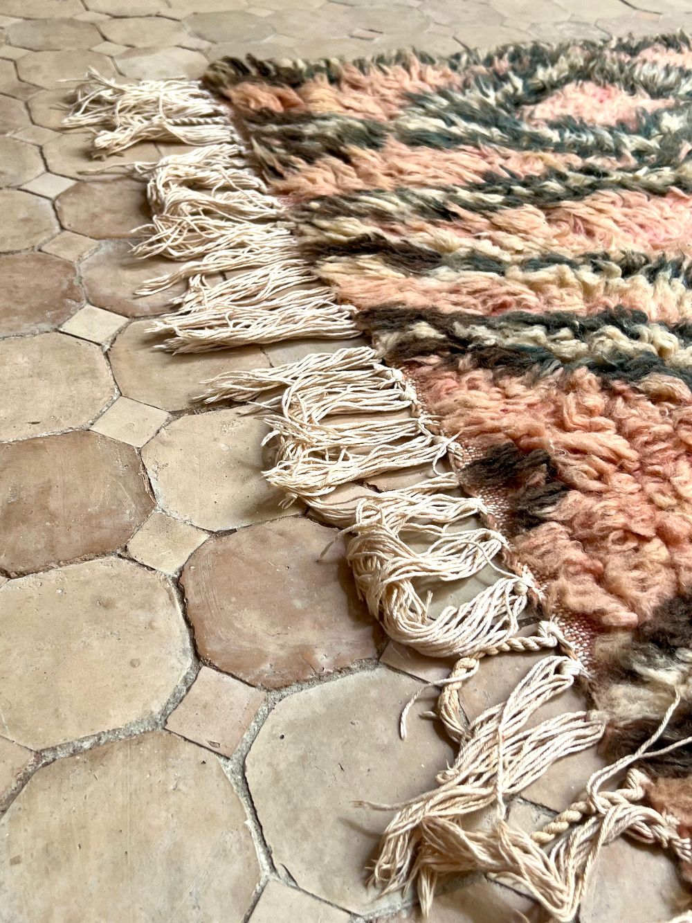 Moroccan Vintage Boujaad Rug 200x120cm