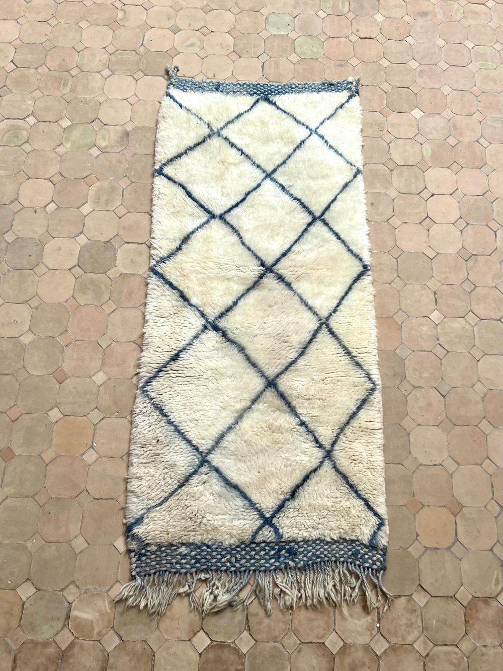 Marokkolainen Mrirt matto 140x60cm