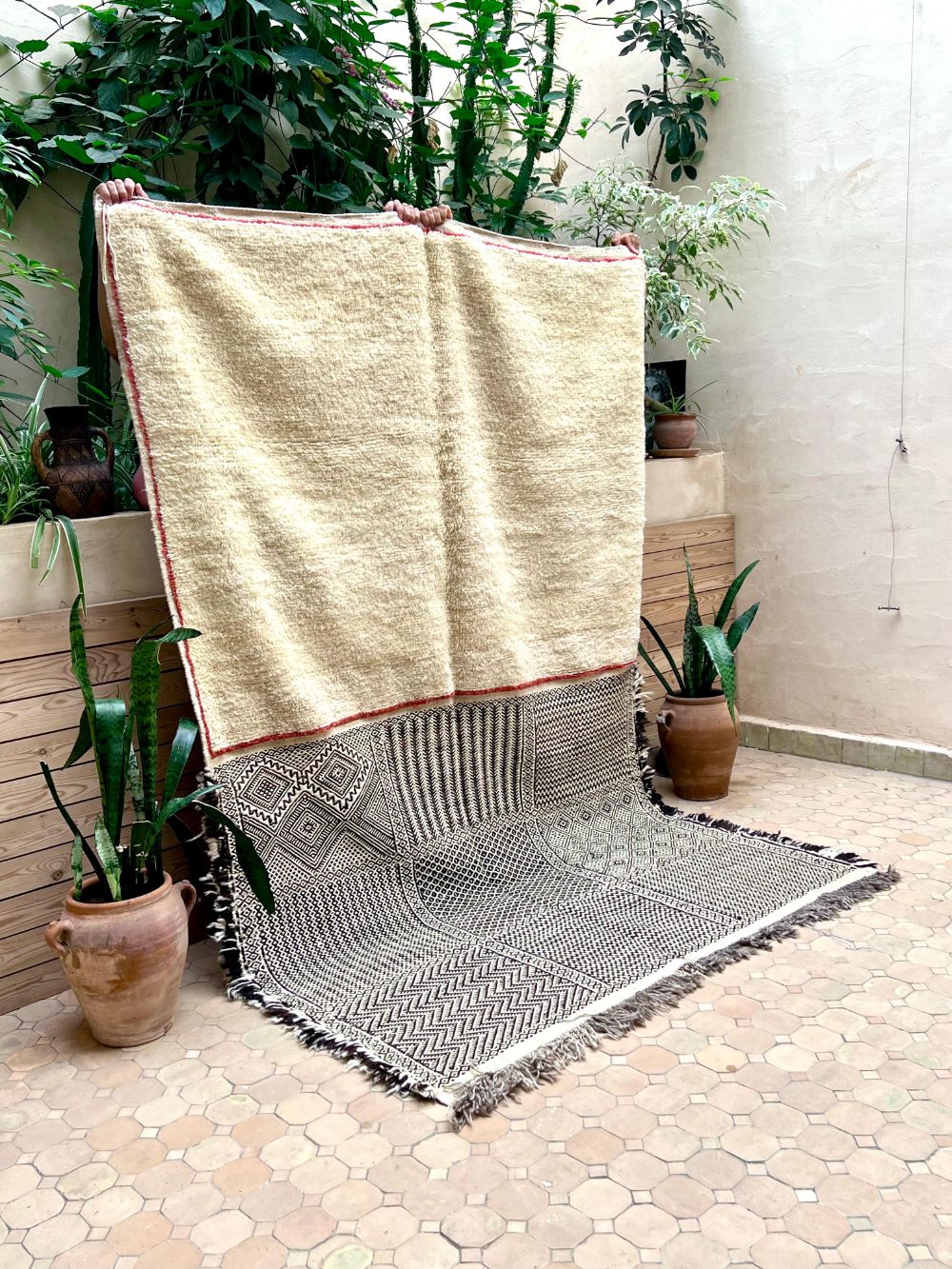 Marokkolainen nukaton matto 250x165cm