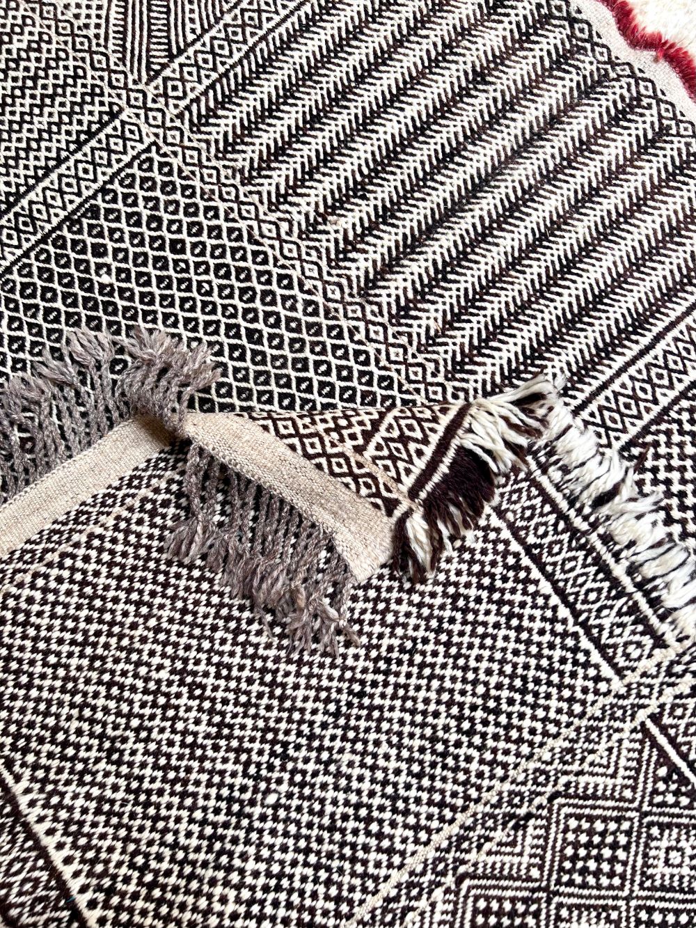 Marokkolainen nukaton matto 250x165cm